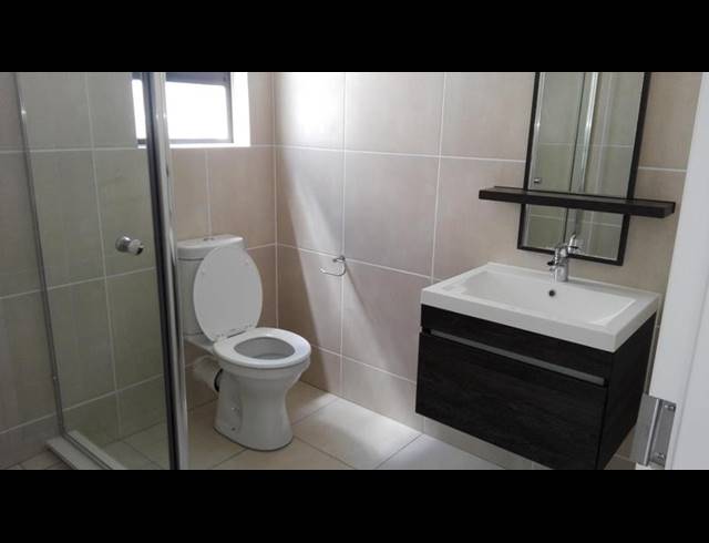 1 BEDROOM PROPERTY TO RENT IN OLIVEDALE